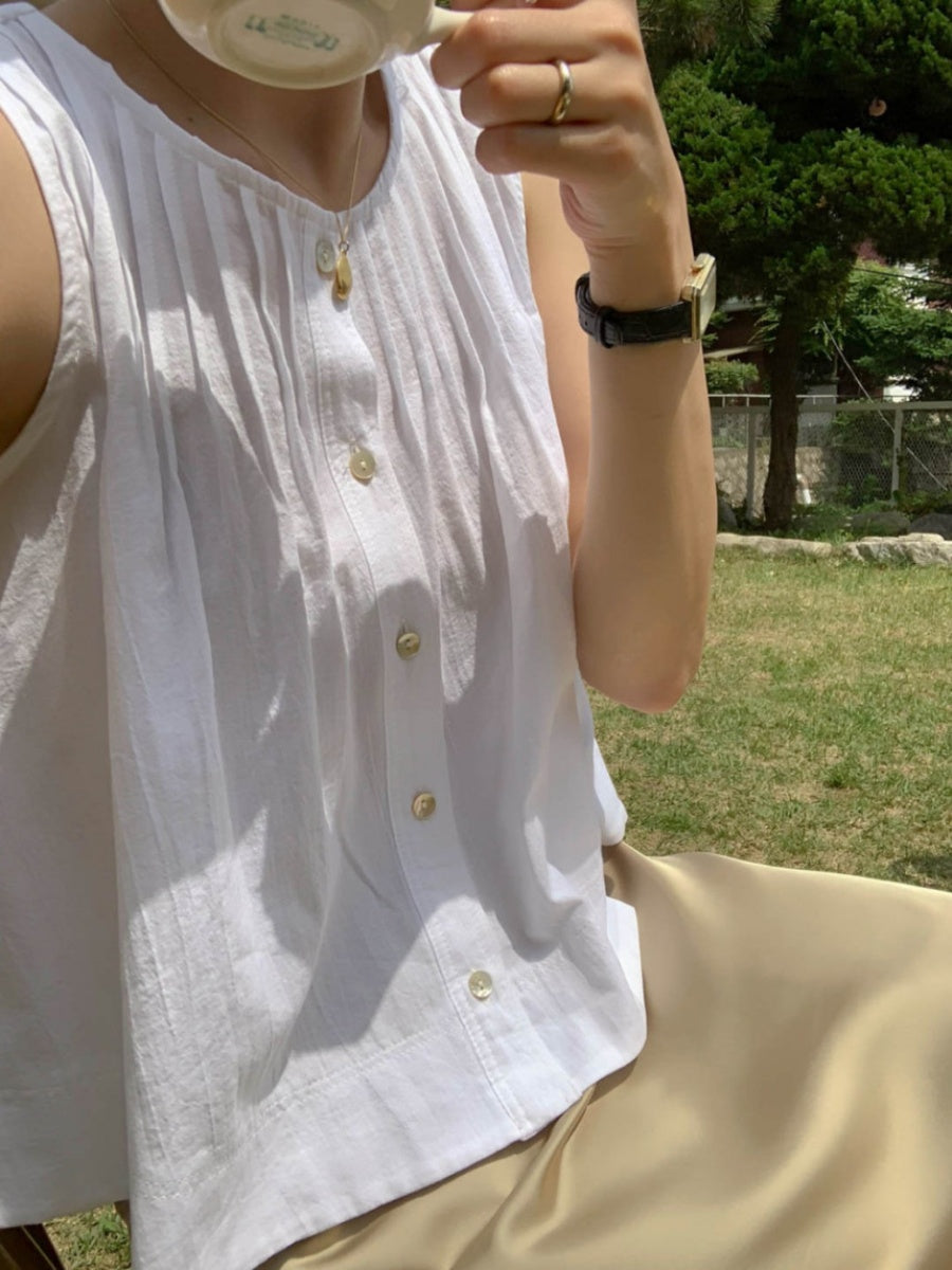 Ruffled Sleeveless Vest
