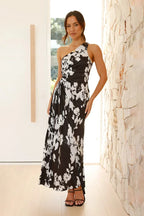 Yolanda Statement Maxi Dress Black/white Floral Occasion Edit