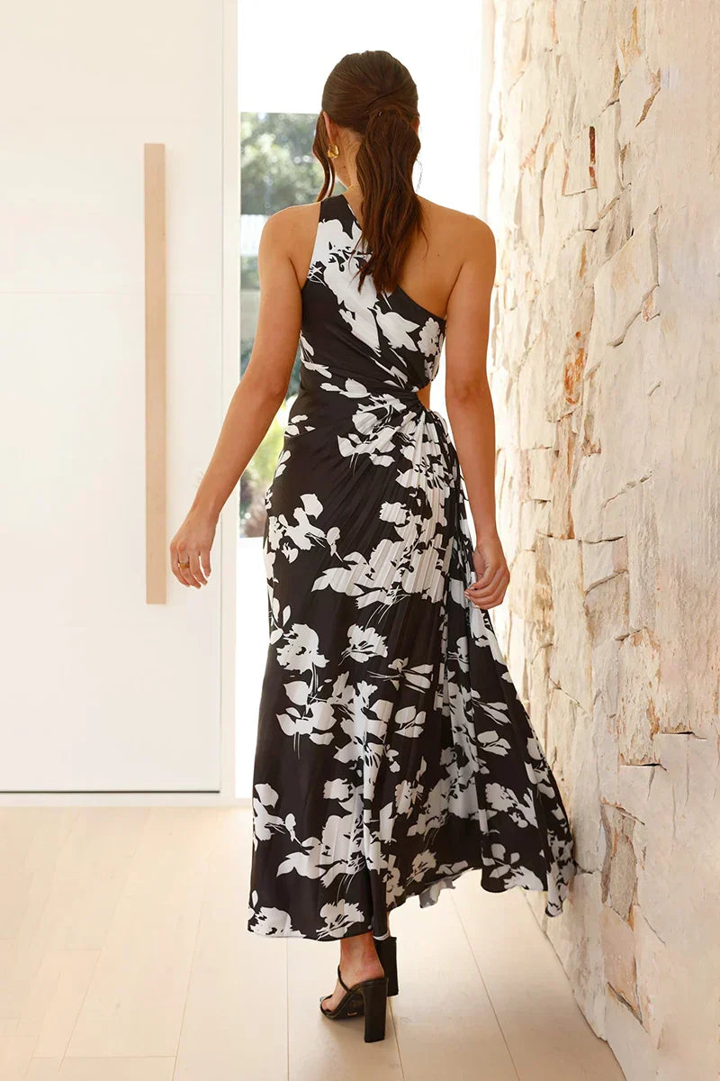 Yolanda Statement Maxi Dress Black/white Floral Occasion Edit
