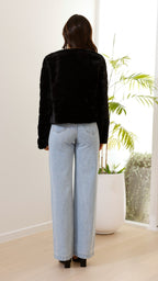 | Teddy crop jacket, line pattern