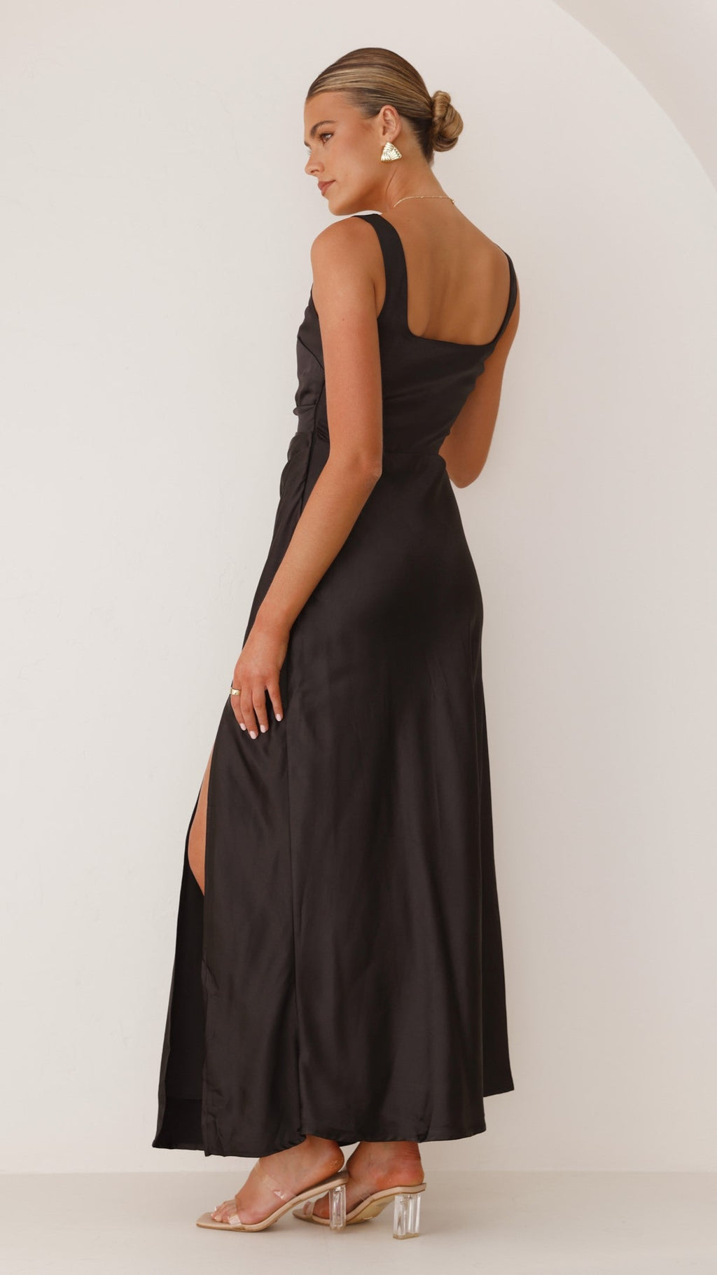 Carmen Chic Maxi Dress Black Boutique Collection
