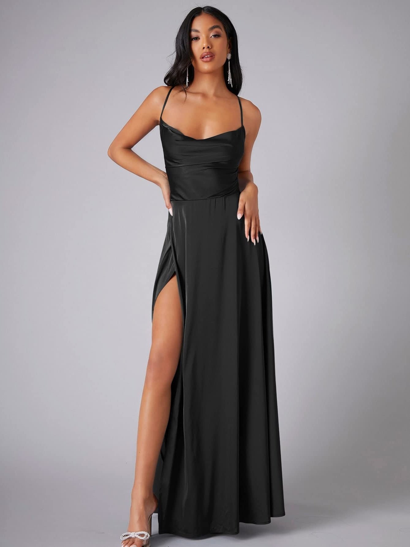 Slimming, Figure-hugging Backless Halter-neck Long Dress
