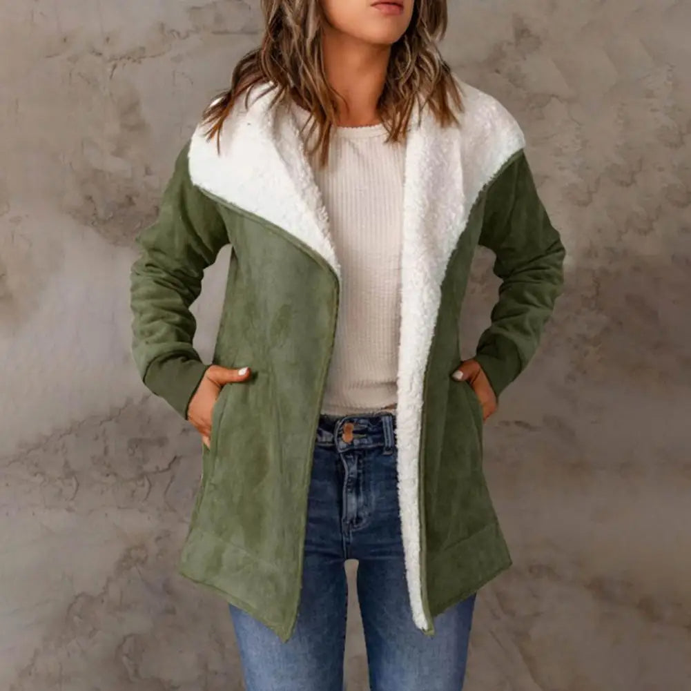 | Plush coat in winter color