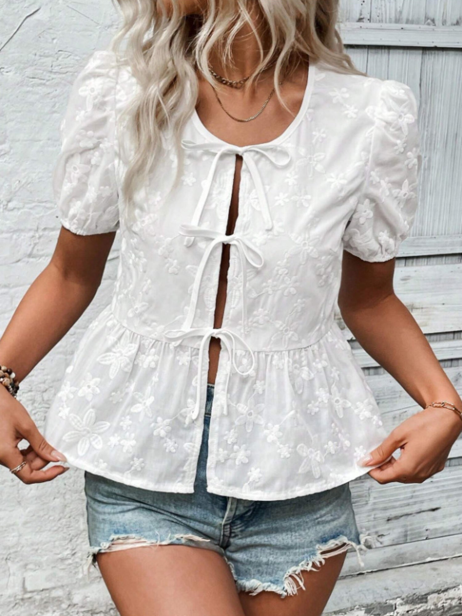Lace Flowers Bow Tie Hollow Out Round Neck Puff Sleeves T-shirts