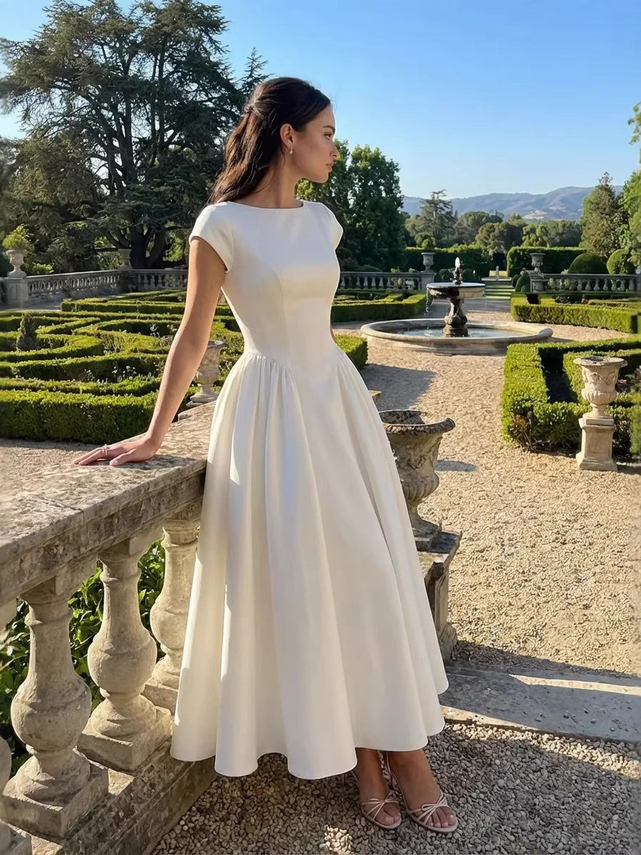 Temperament Crew Neck White Grace Waist Maxi Dresses