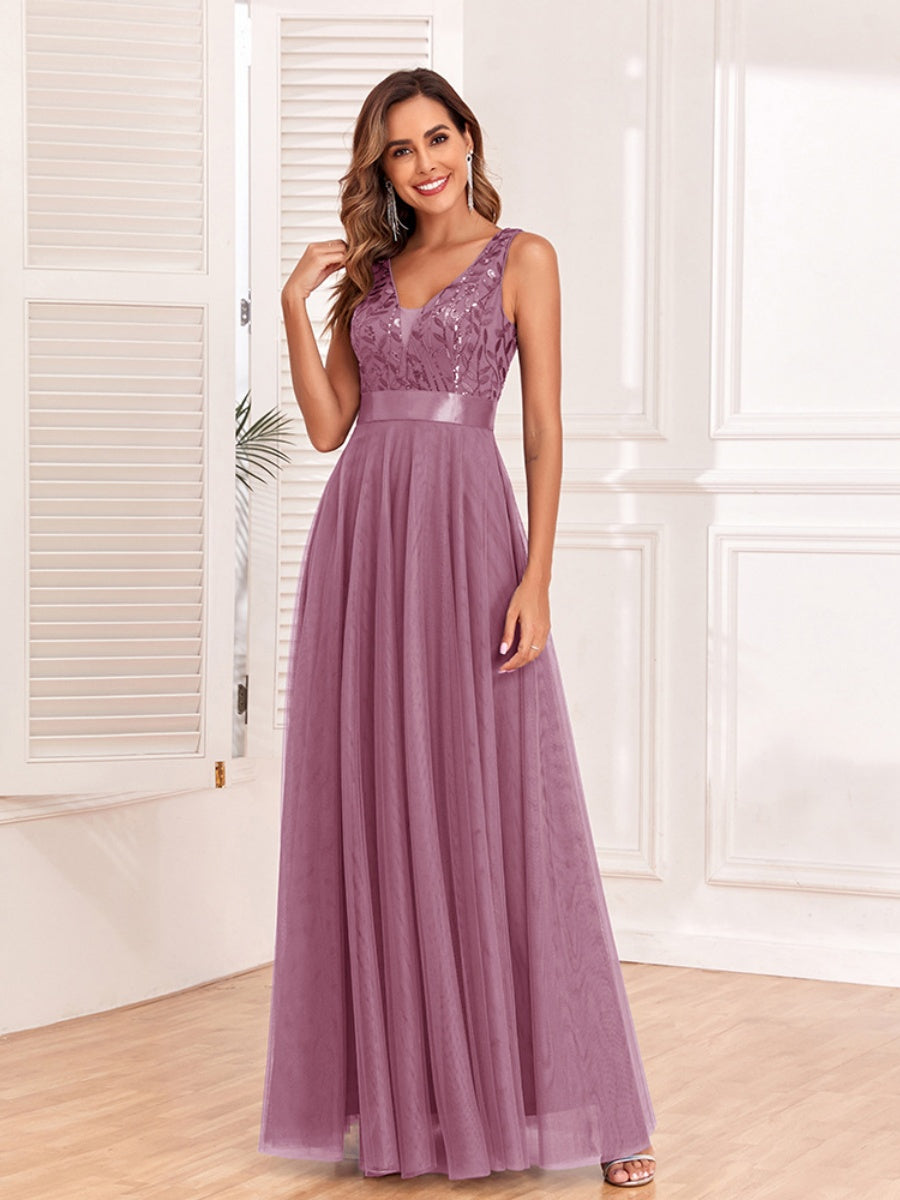 V-neck Embroidery Sequins Elegant Gauze Formal Dress Maxi Dresses