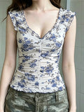 Holiday-Inspired Floral Print Short Sleeve