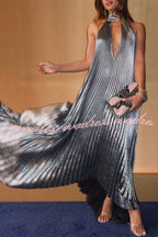 Celebration Party Pleated Metallic Fabric High Deep V-cutout Halter Neck A-line Maxi Dress