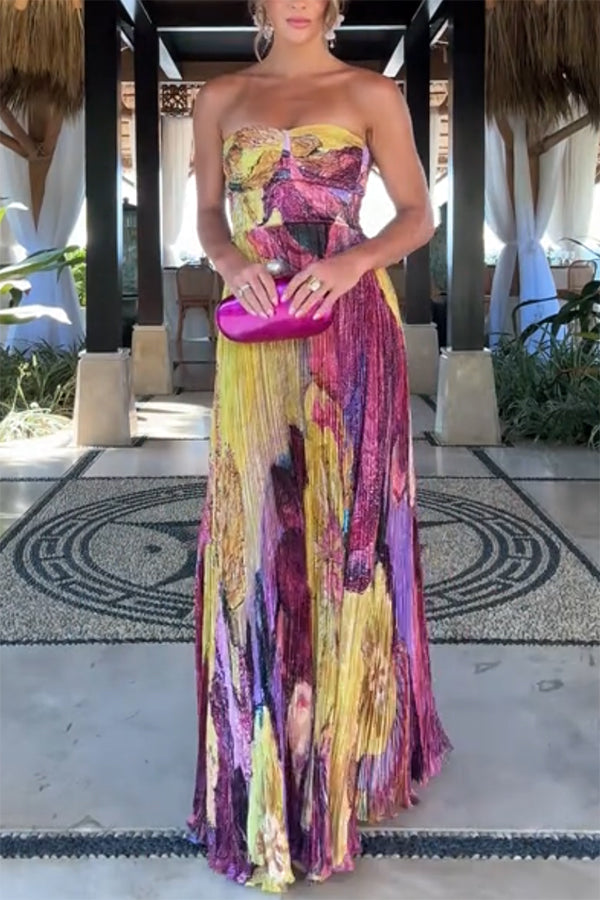 Vibrant and Bold Floral Print Sweetheart Neck Pleated Maxi Dress