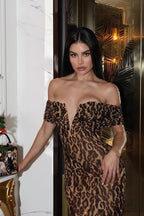 Off Shoulder Sweetheart Print Side Cutout Bodycon Midi Dress