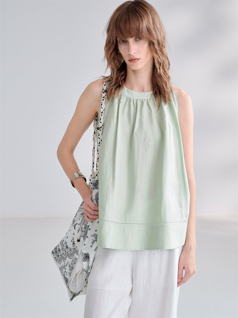 Textured Linen Off-shoulder Slim Fit Non-elastic Camisole