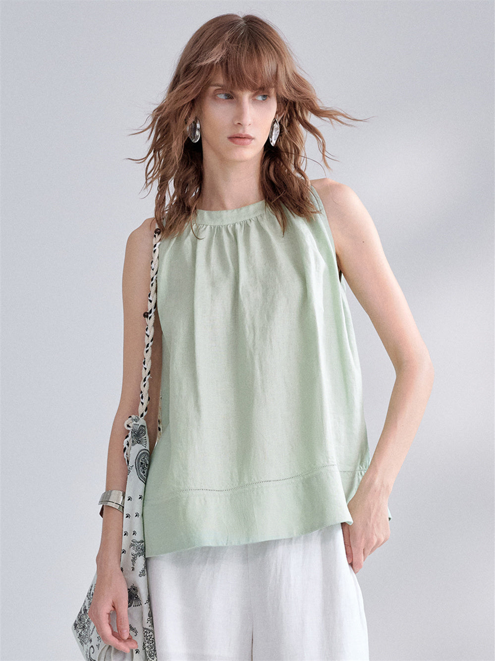 Textured Linen Off-shoulder Slim Fit Non-elastic Camisole