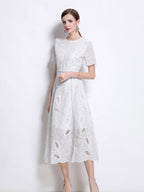 Retro Heavy-duty Hollowed-out Embroidered Round Neck Waist-cinching Short-sleeved Dress