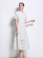 Retro Heavy-duty Hollowed-out Embroidered Round Neck Waist-cinching Short-sleeved Dress