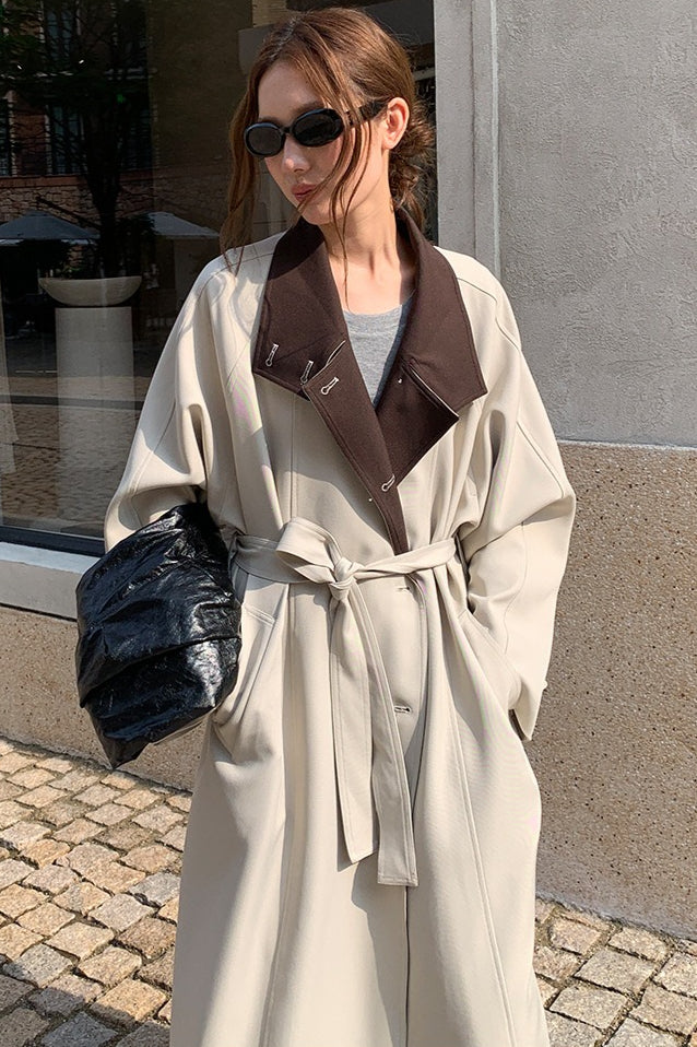 THE MIND British Style Contrast-Collar Long Overcoat