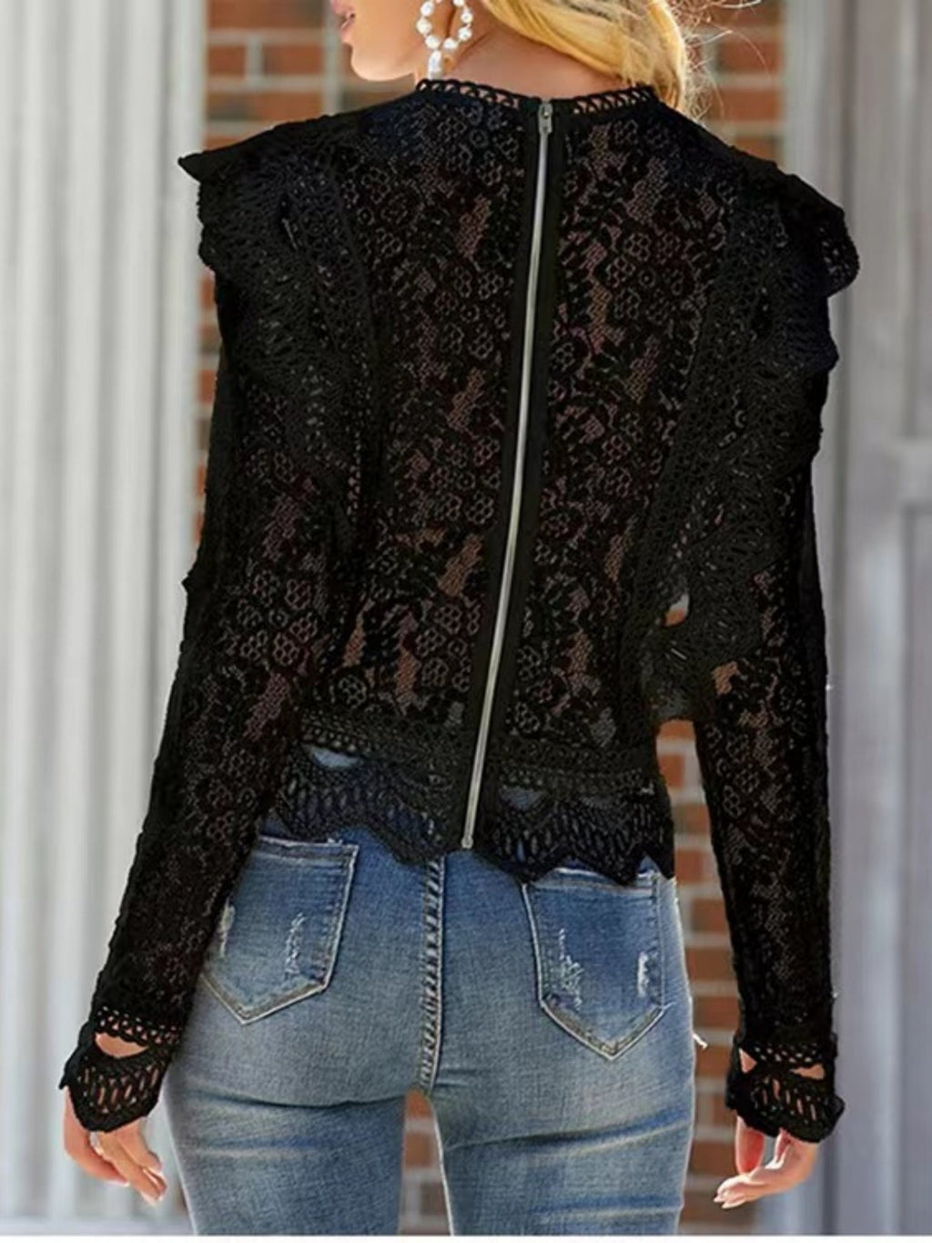 Lace Cutout Patchwork Lace Long-sleeved T-shirt