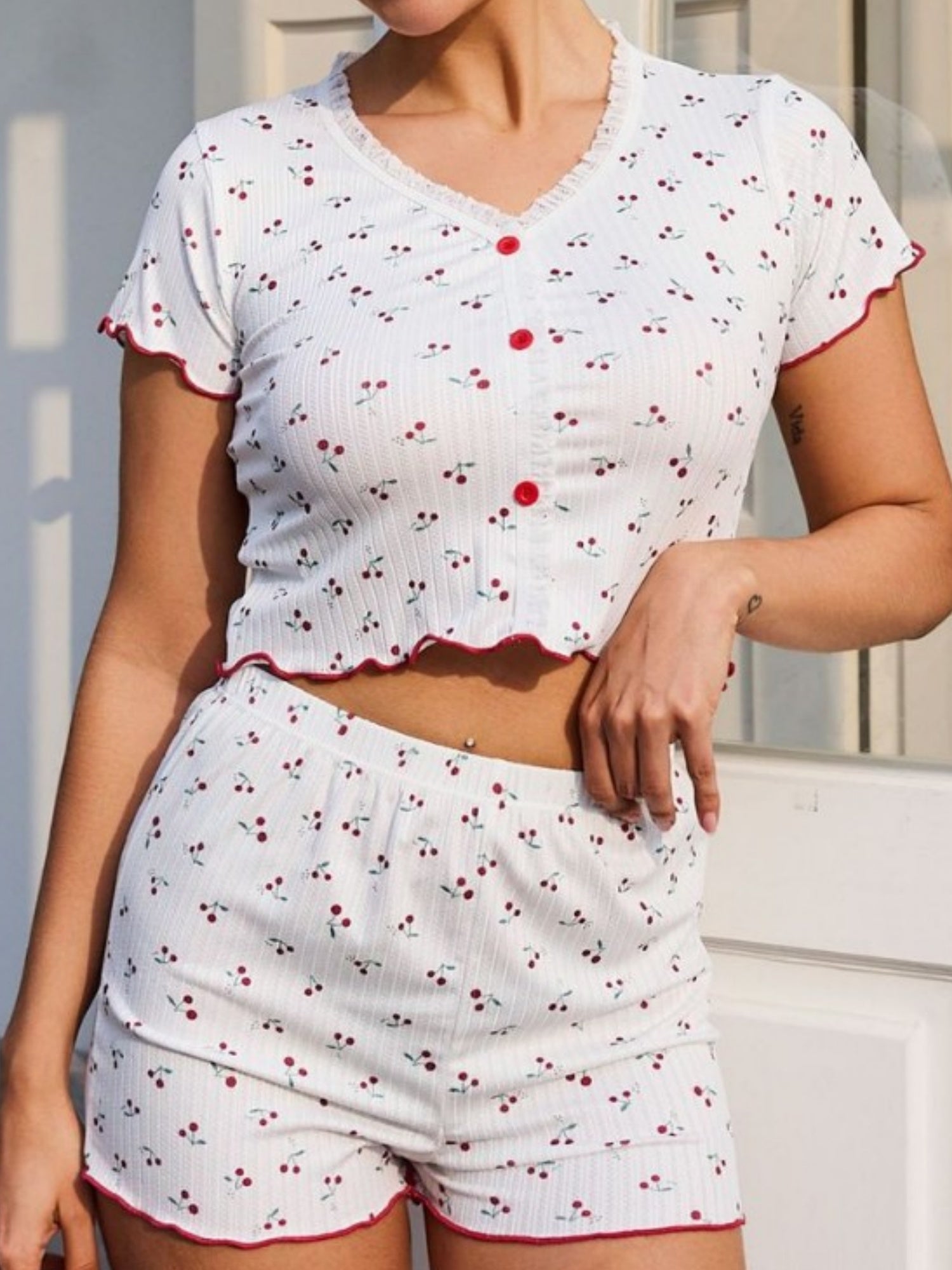 Printed Button Lace Short Sleeves And Shorts Pajama Set