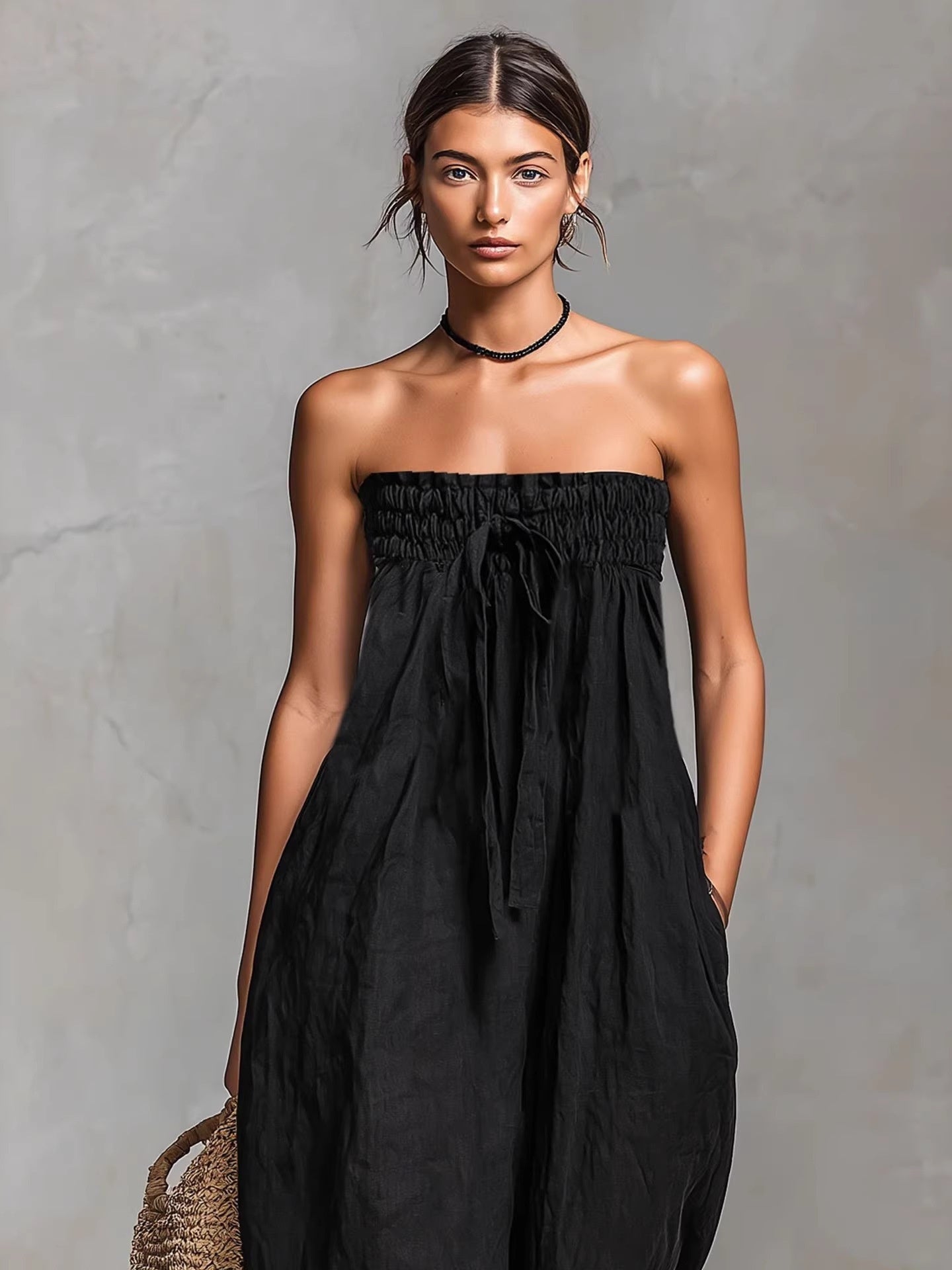 Simple Strapless Jumpsuit Made Of Cotton And Linen Blend