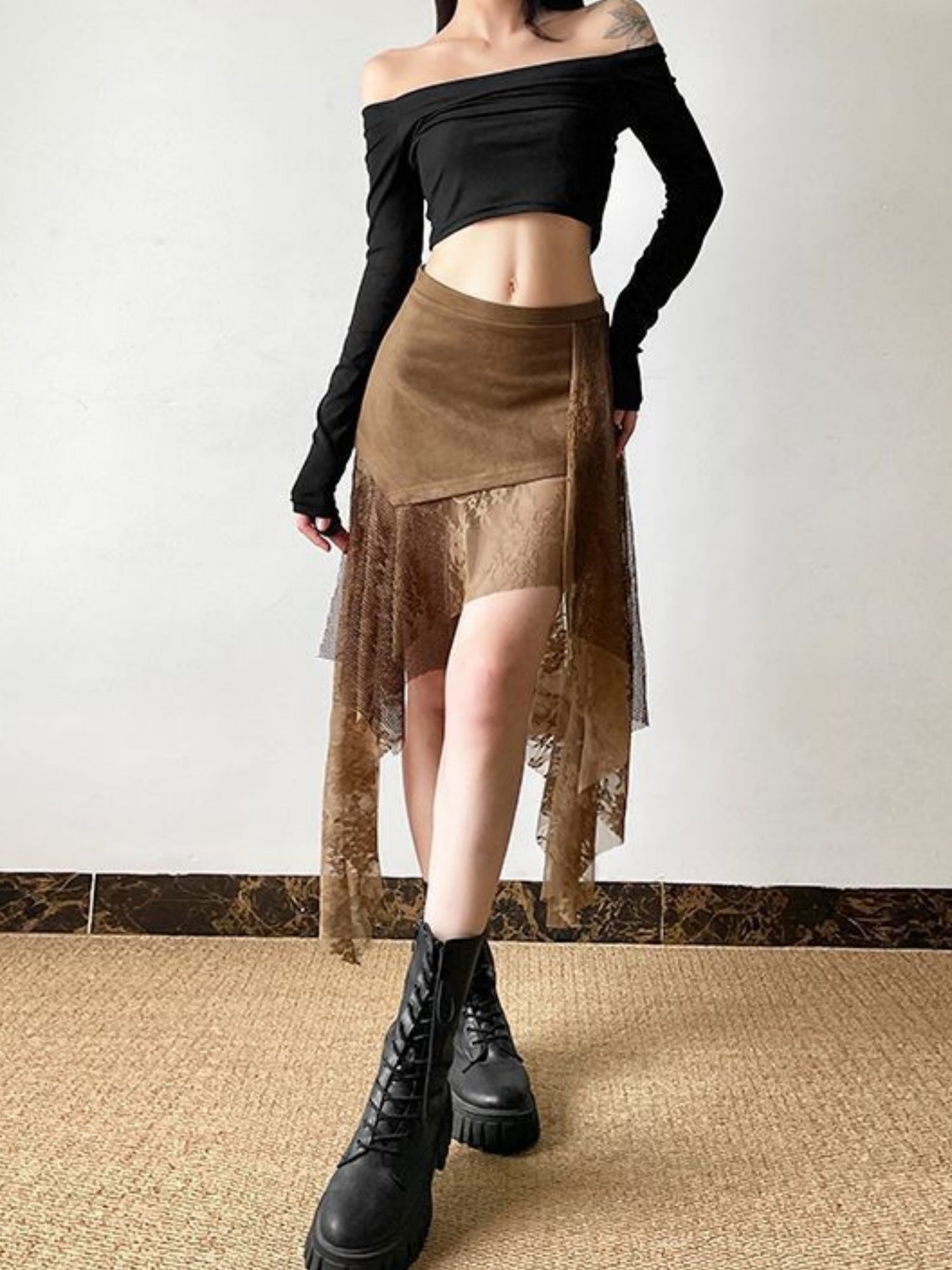 Lace Patchwork Irregular Hem Short Skirt