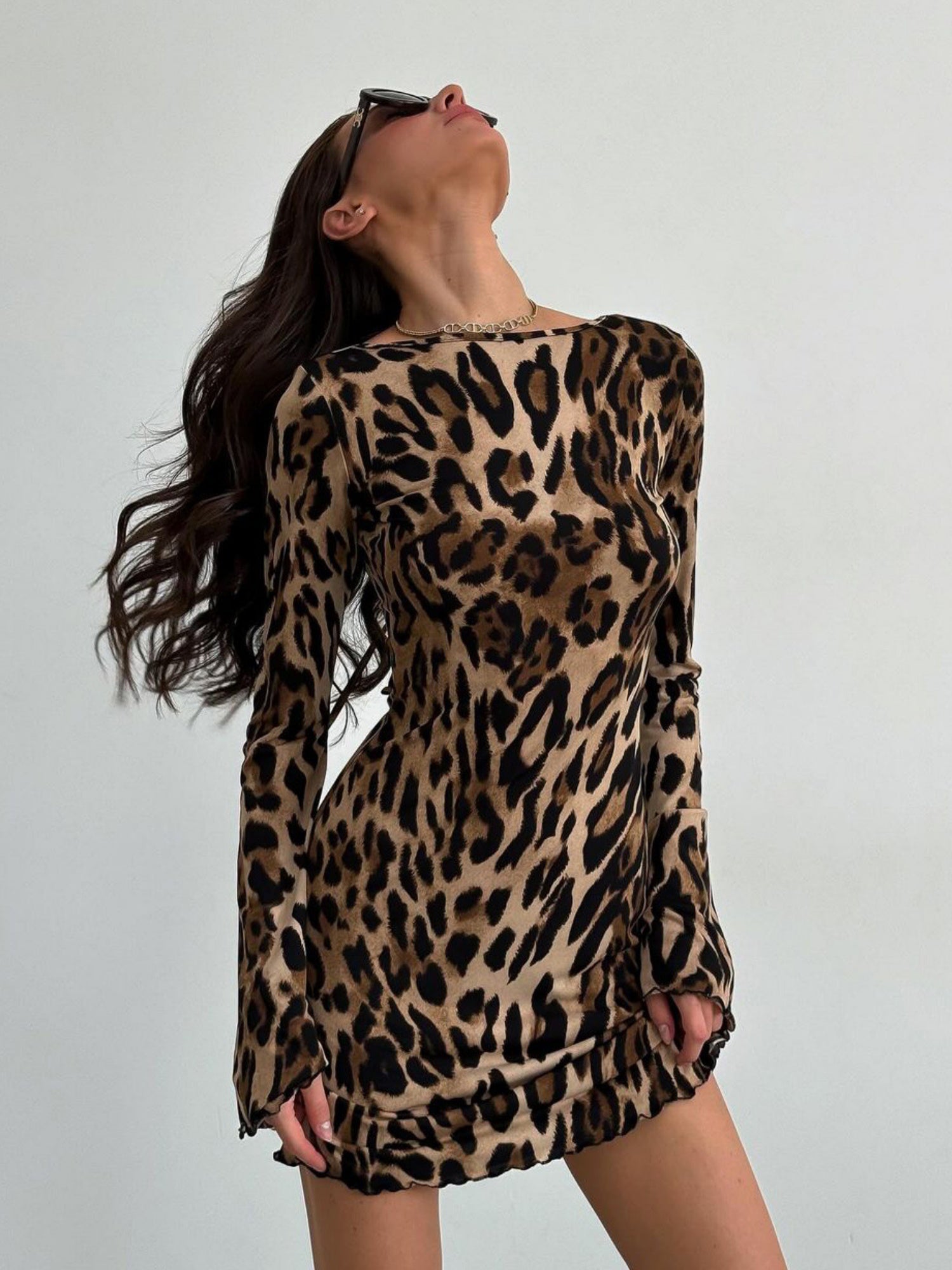 Leopard Print Backless Strappy High-waisted Round Neck Long-sleeved Short Dress