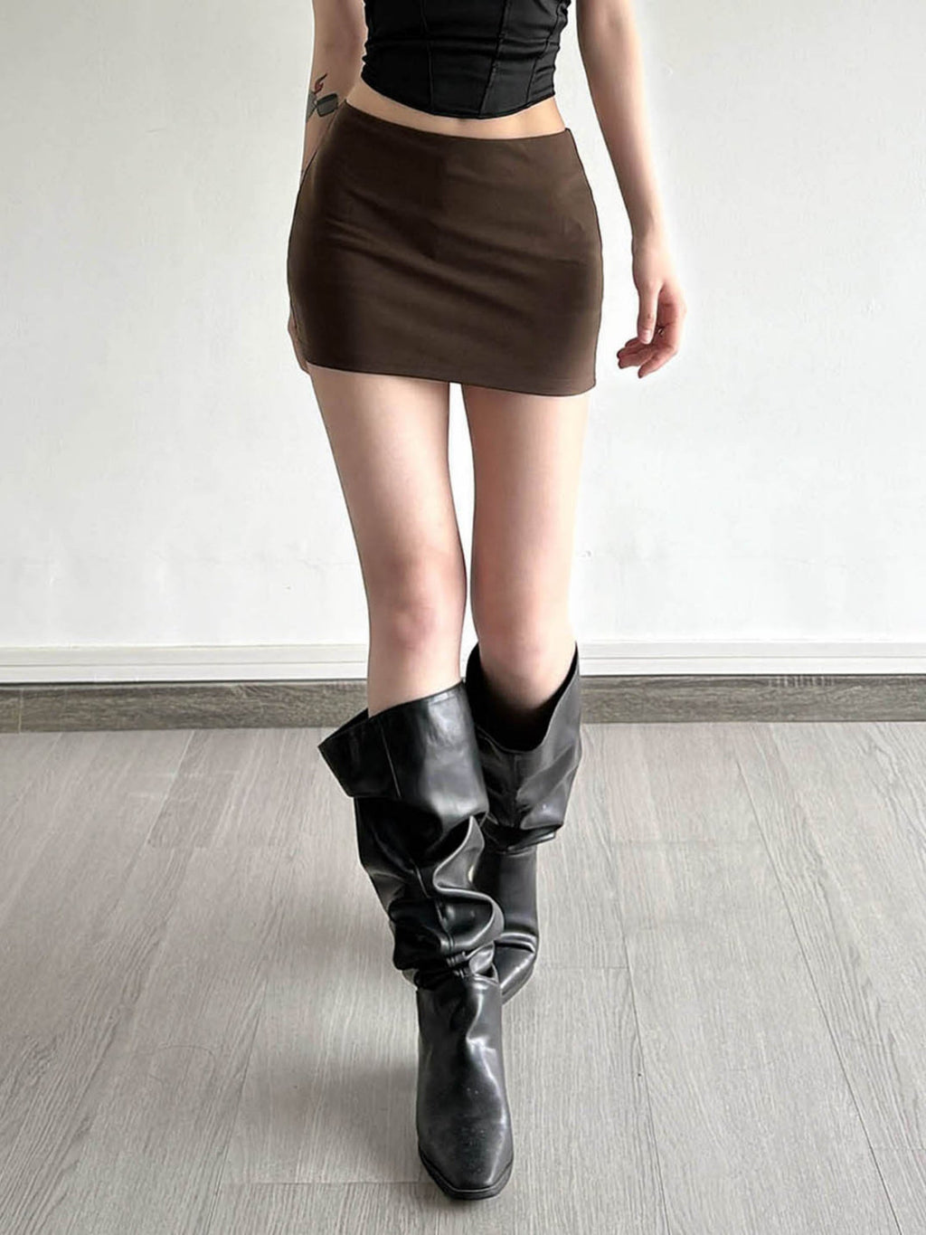 Low-rise Includes Inner Lining To Prevent Exposure Hip Wrap Short Skirt