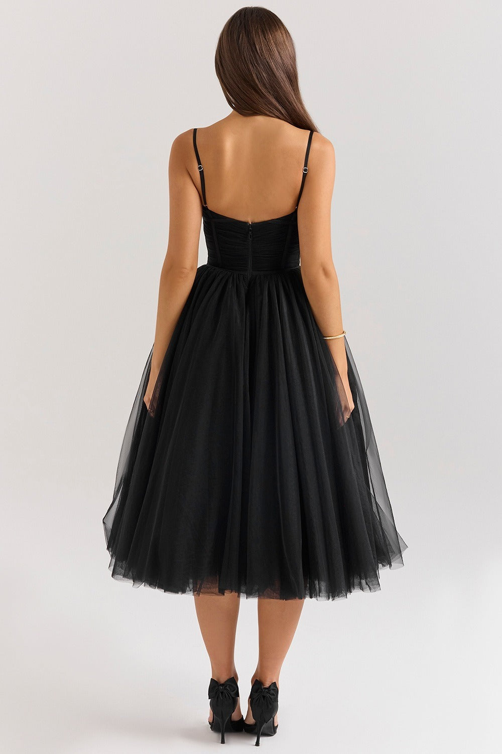 Ruched Sweetheart Pleated Bodice Tulle Layered Skirt Spaghetti Strap Midi Dress