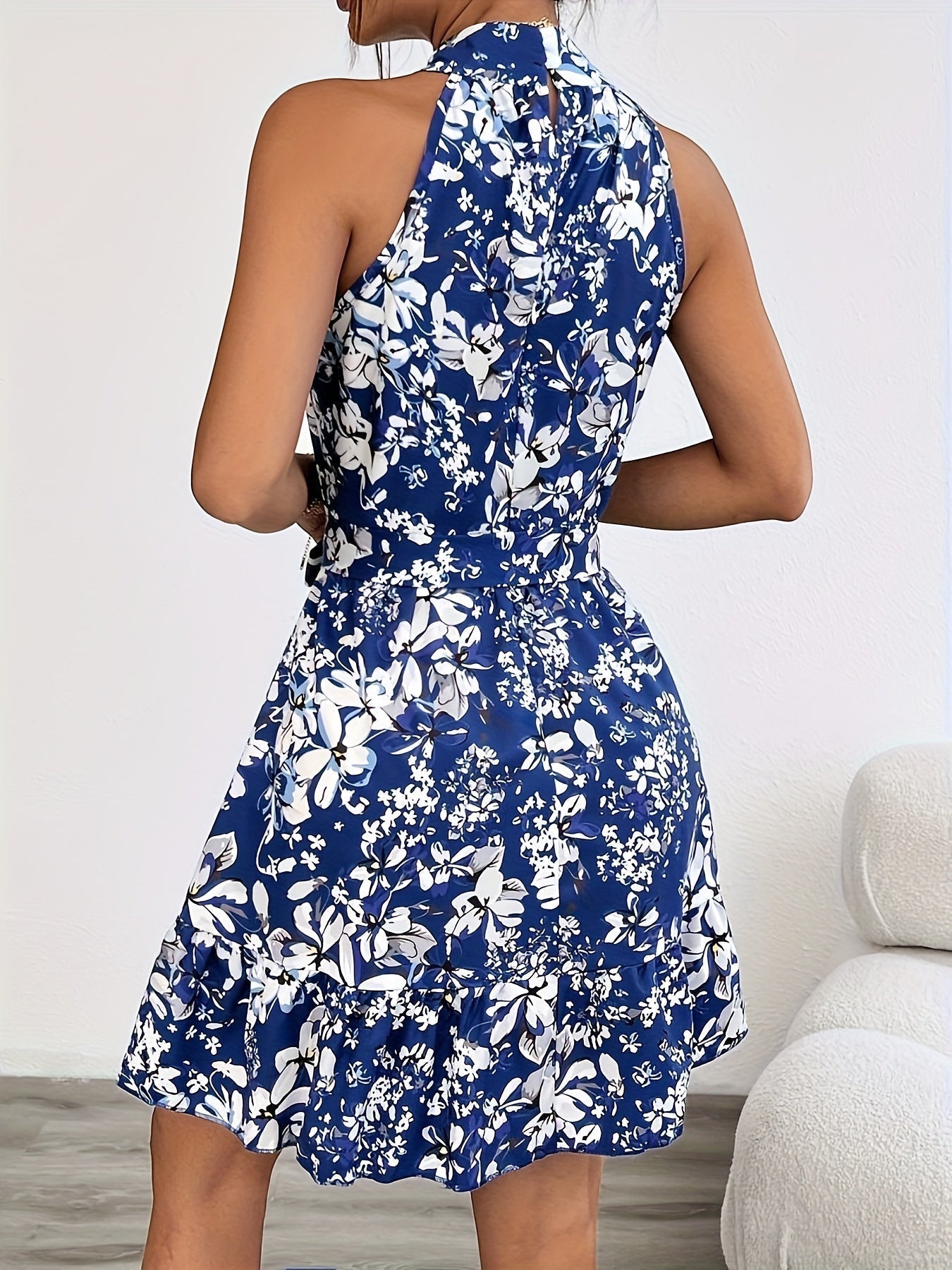 Consuelo Timeless Floral Cocktail Dress Chic Silhouette Collection