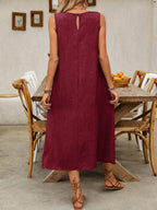 Pullover Crew Neck Sleeveless Pocket Solid Color Midi Dresses
