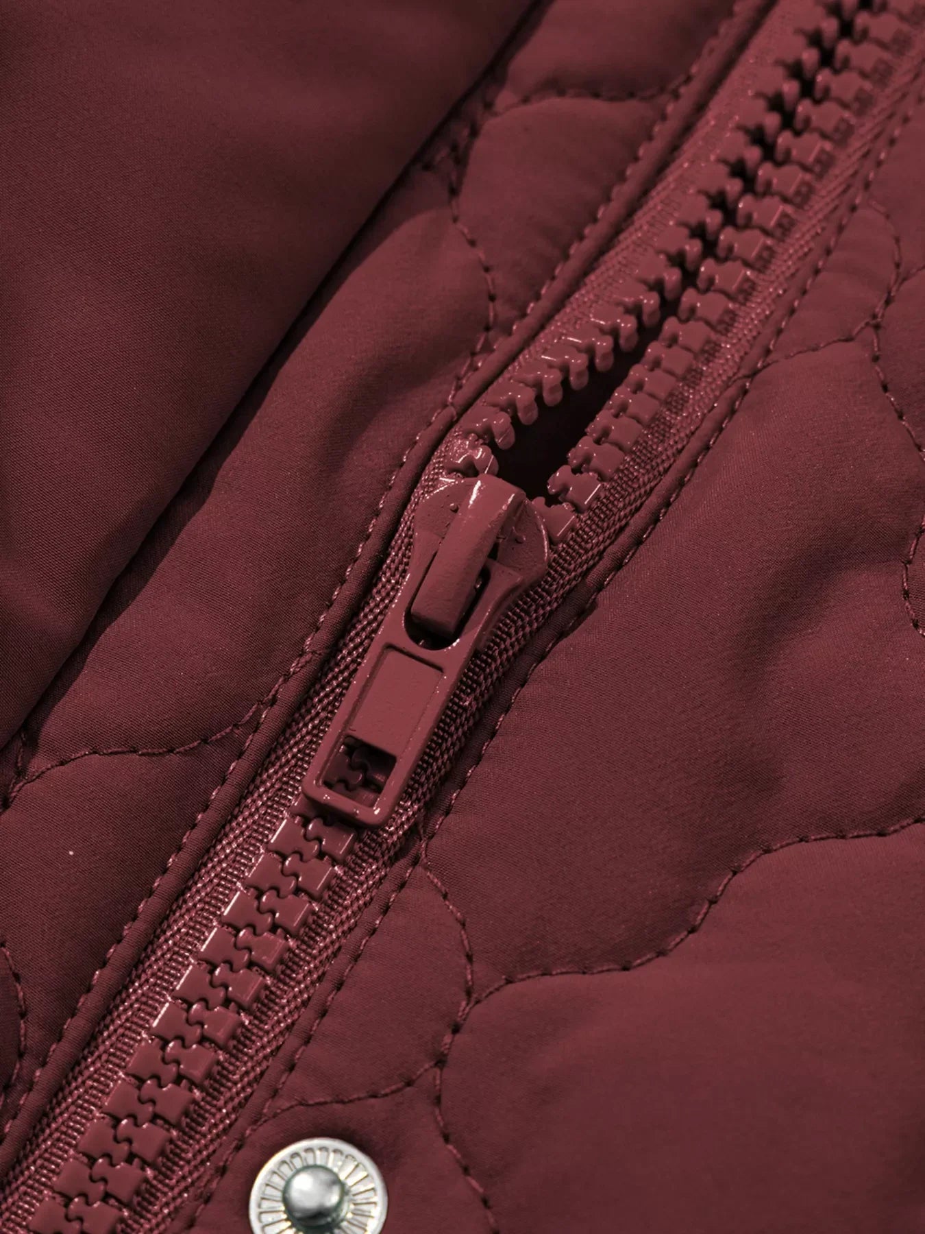 Burgundy Quilted Snap Down Zip Up Vest Coat _ Women__ Lightweight Warm Outerwear for Fall & Winter