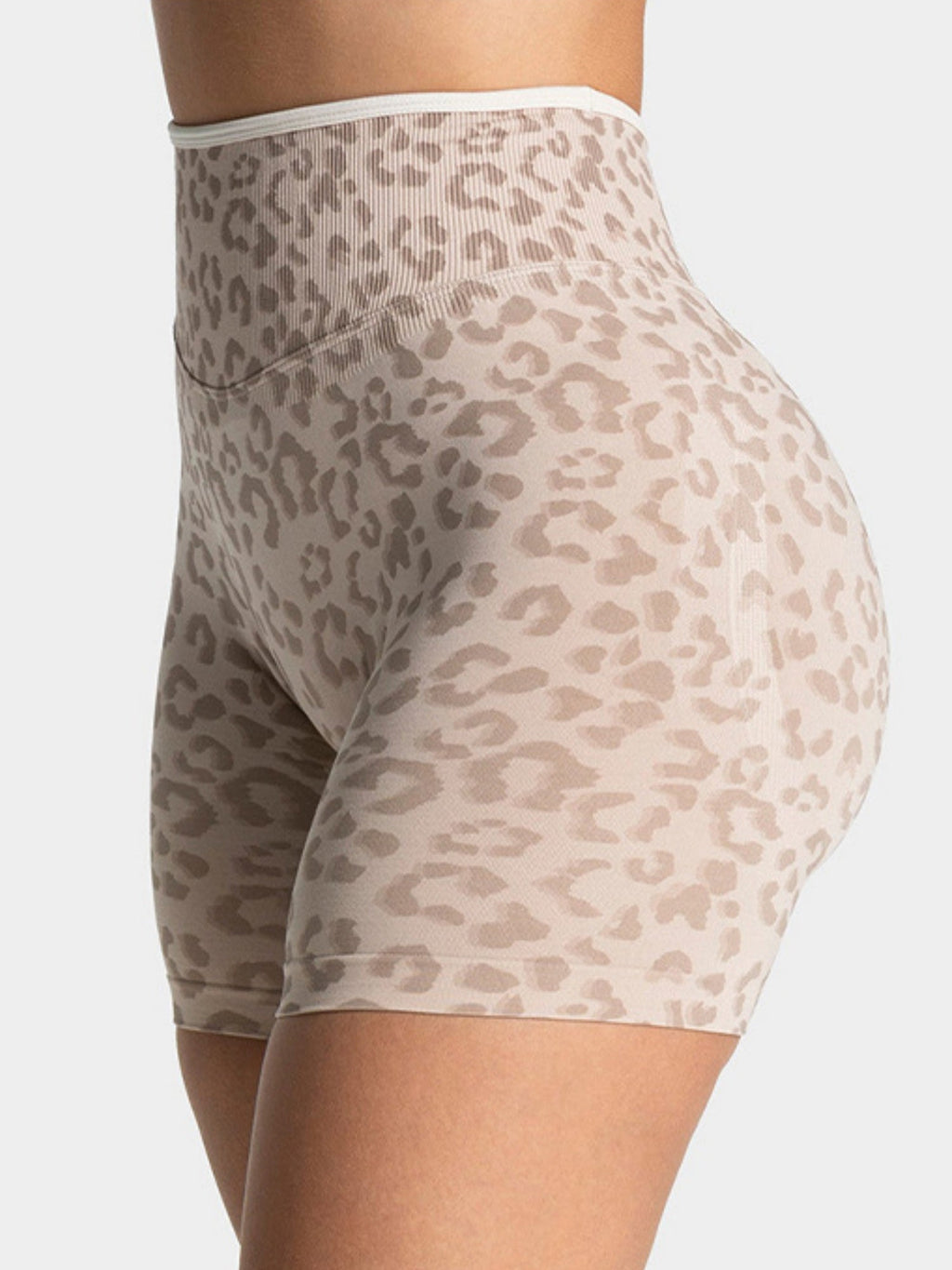 Leopard Print Seamless Buttock Lift Yoga Fitness Shorts