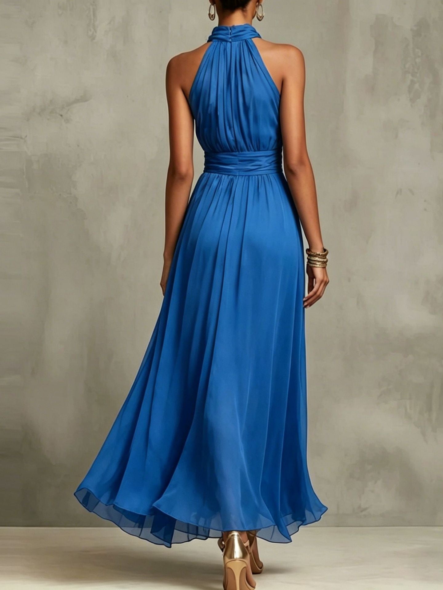Halter Neck Solid Color Chiffon Vacation Style Waist-cinching Pleated Long Dress