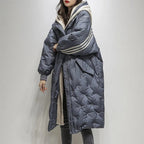 | Mid-length jacket with duck down and hood