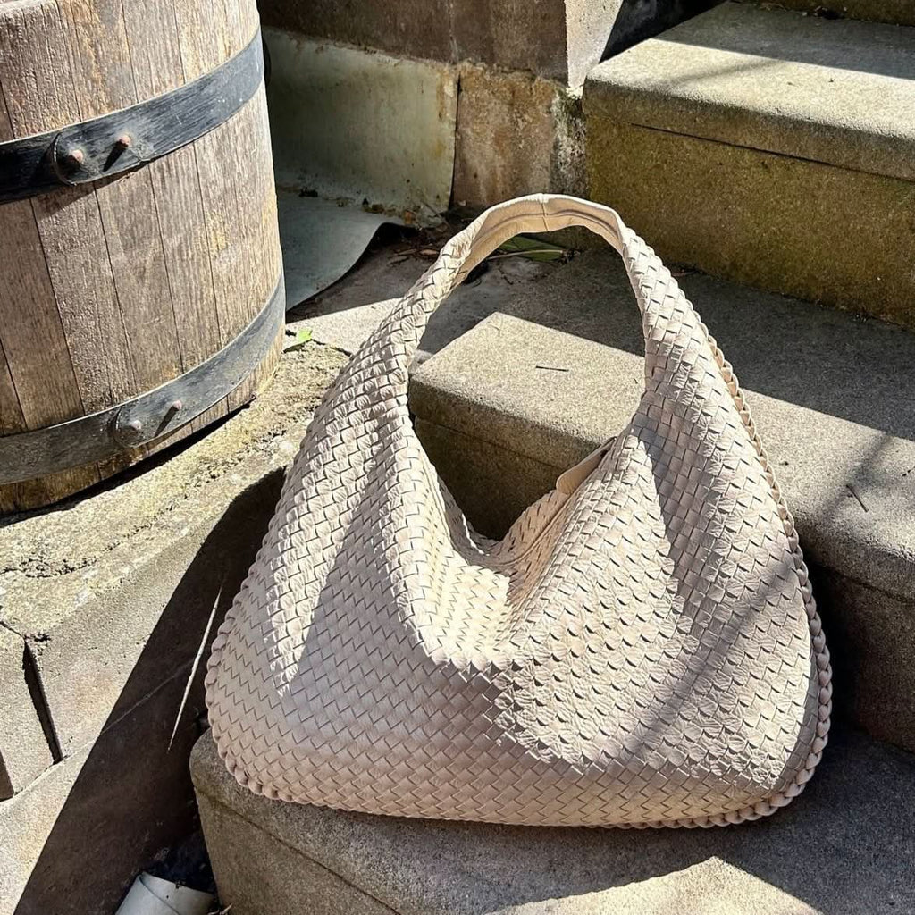Ivie Shoulder Bag