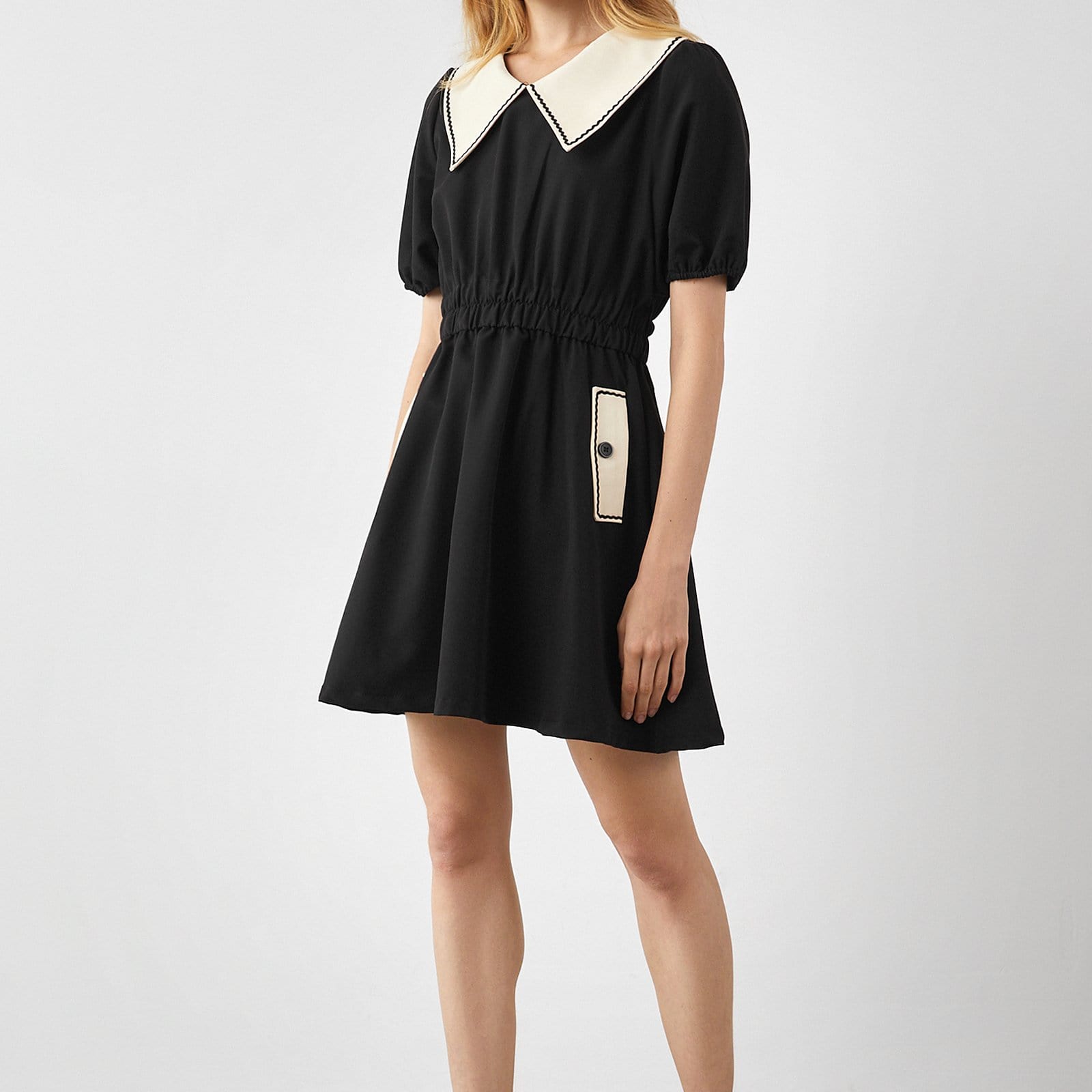Contrast Scalloped Collar Puff Sleeve Patch Pocket Fit and Flare Mini Dress