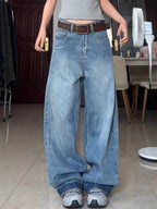 Water Washed Straight Tube Boyfriend Jeans