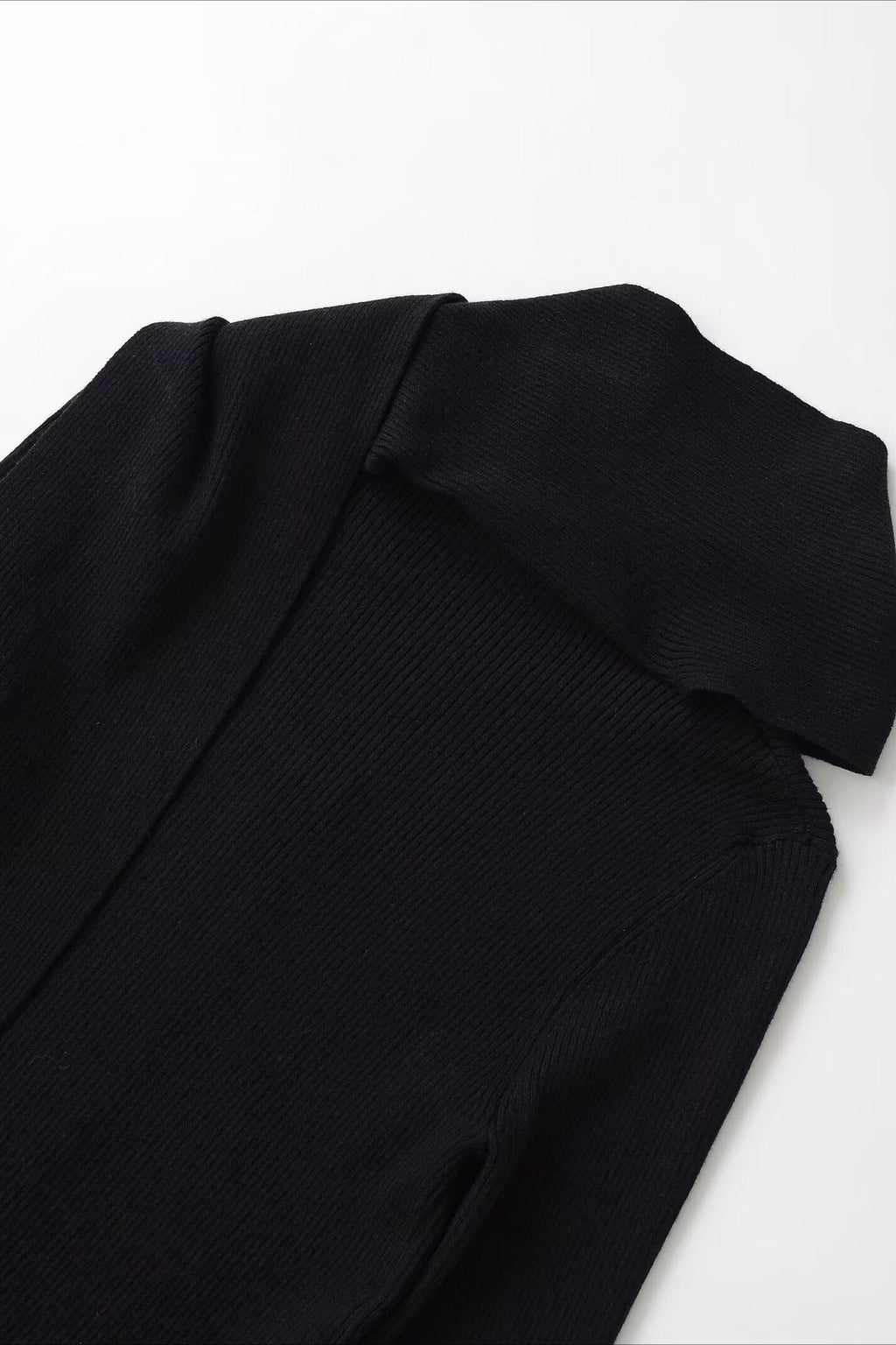 Draped Collar Textured Knit Top