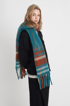 Vintage Plaid Cozy Knit Scarf