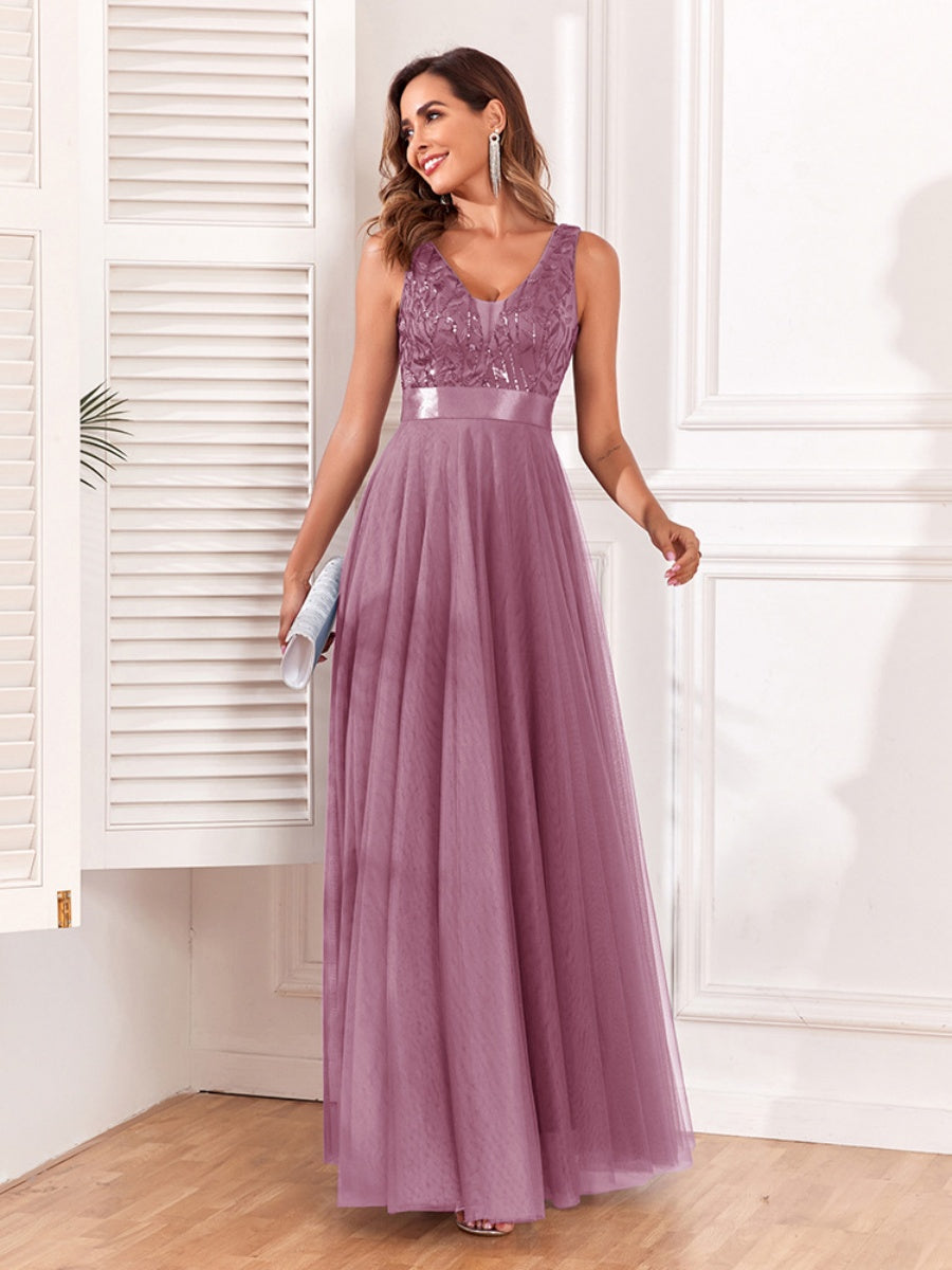 V-neck Embroidery Sequins Elegant Gauze Formal Dress Maxi Dresses