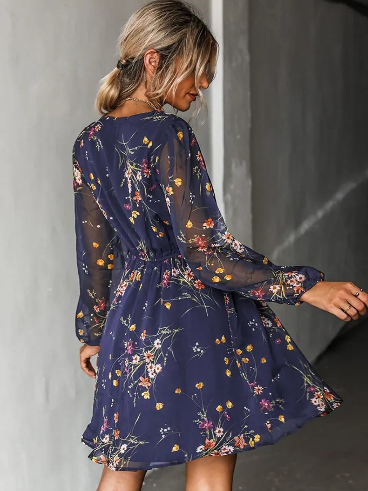 Printed Chiffon V-neck Sheer Long Sleeves Mini&Short Dresses