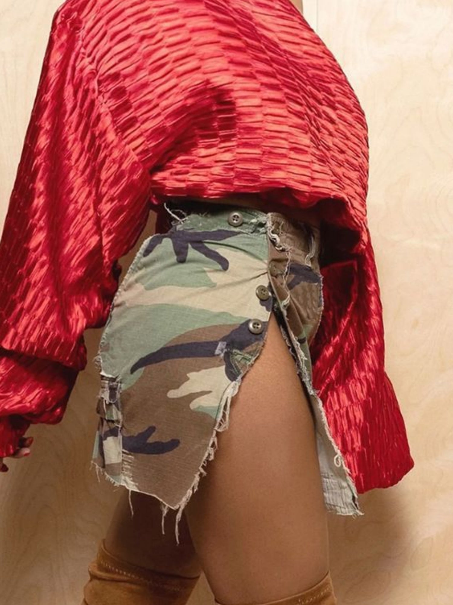 Camouflage Buttons Wear And Tear Pocket Washed Denim Mini Skirt