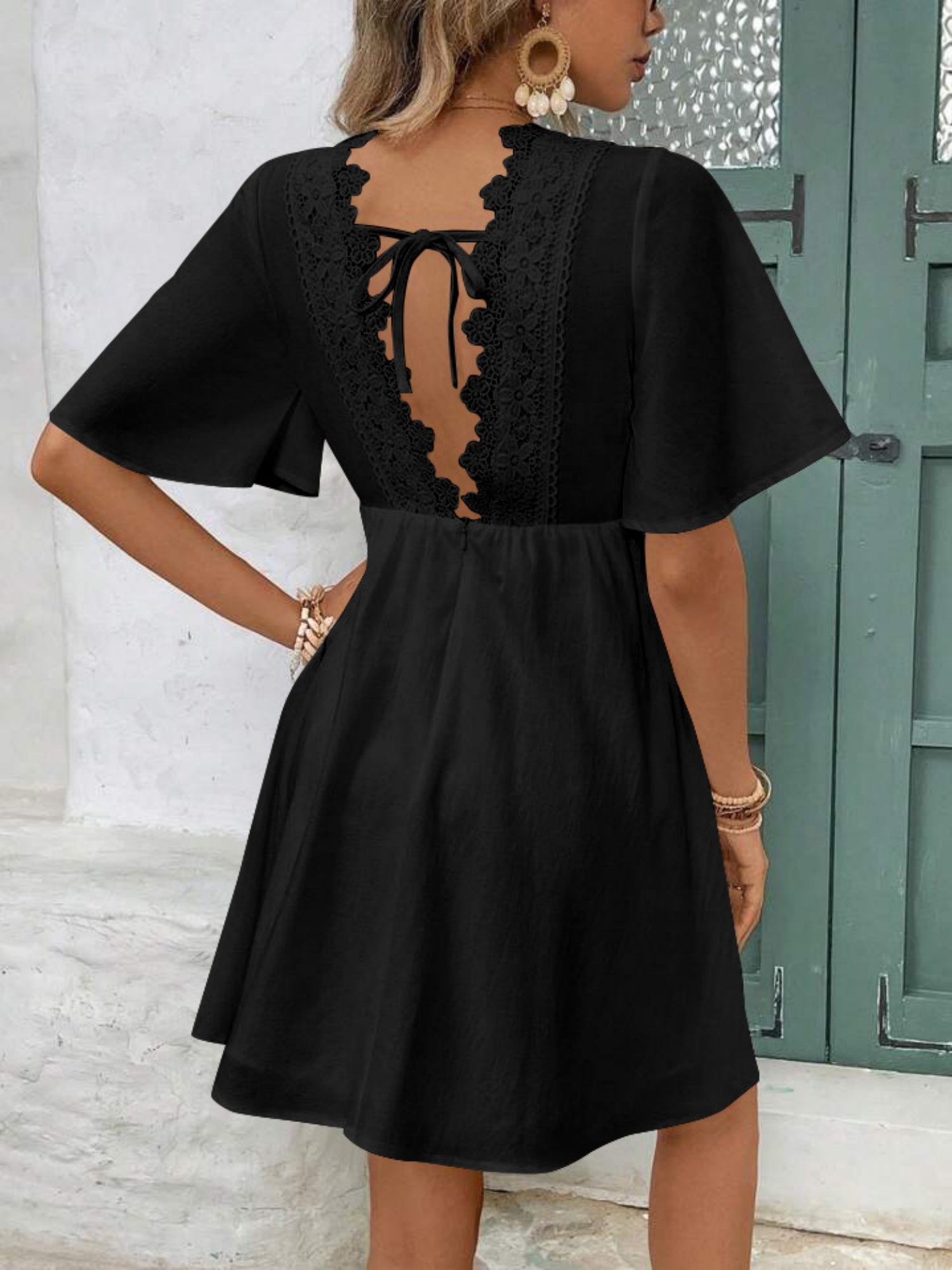 Lace Trim Hollow Out V-neck Short Sleeve Mini&Short Dresses