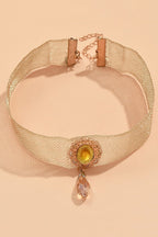 Fashionable Mesh Lace Gemstone Drop Pendant Necklace