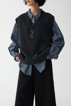 Detachable Cowl V-Neck Knit Top
