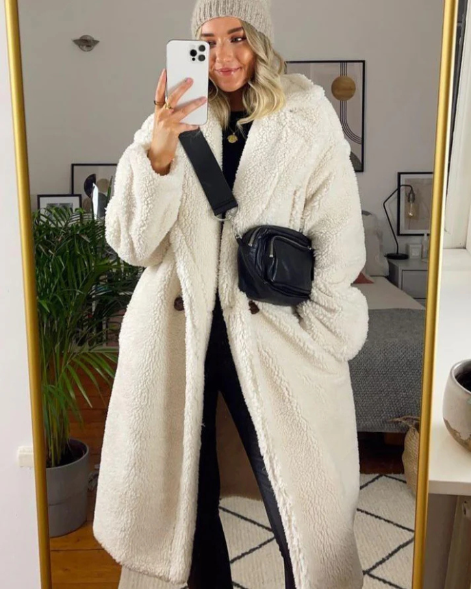 | Long teddy coat