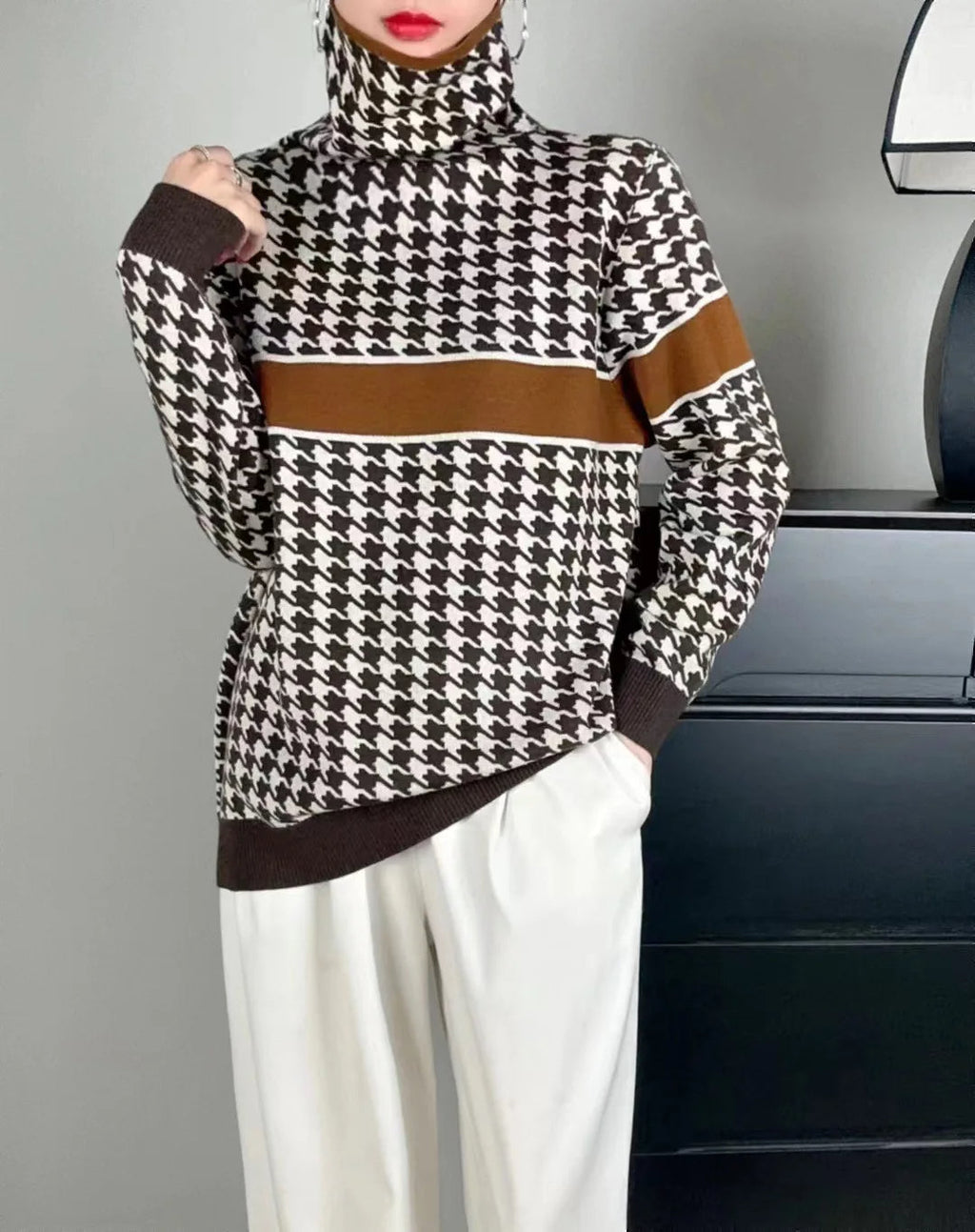| Elegant turtleneck sweater