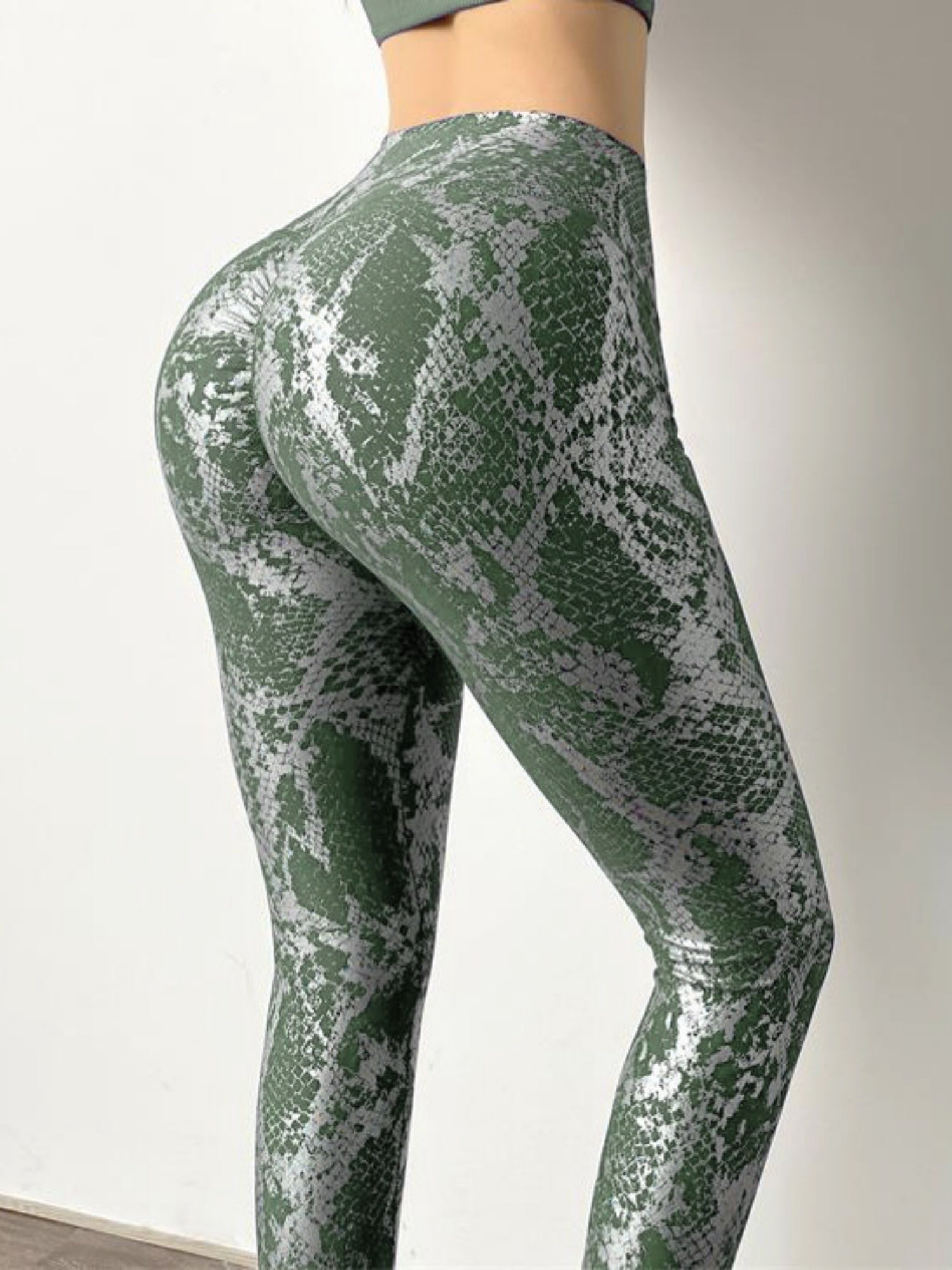 Snake Print Stretch Tight Yoga Pants