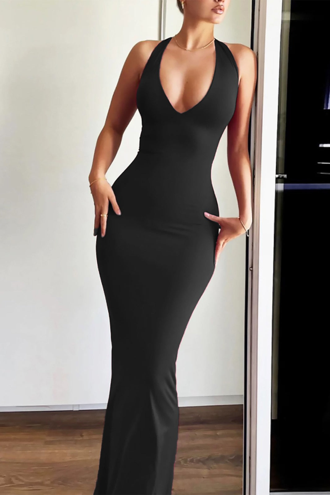 Halter Neck Deep V-Neck Sleeveless Bodycon Maxi Dress