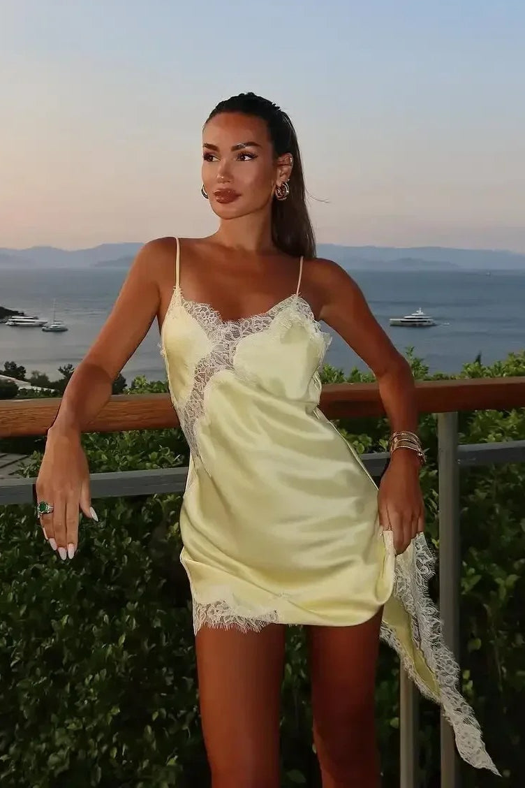 Asymmetric Lace Trim Fitted Bodycon Mini Dress