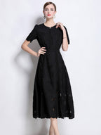 Retro Heavy-duty Hollowed-out Embroidered Round Neck Waist-cinching Short-sleeved Dress