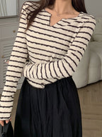 Textured Stripe V Neck Irregular Hem Long Sleeve Tee